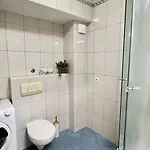 With Private Parking , Daire Makarska