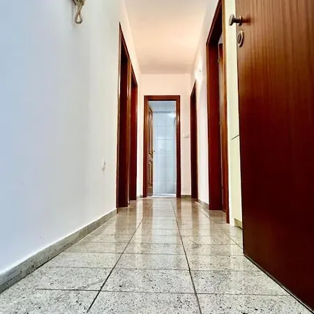 Apartament With Private Parking ,