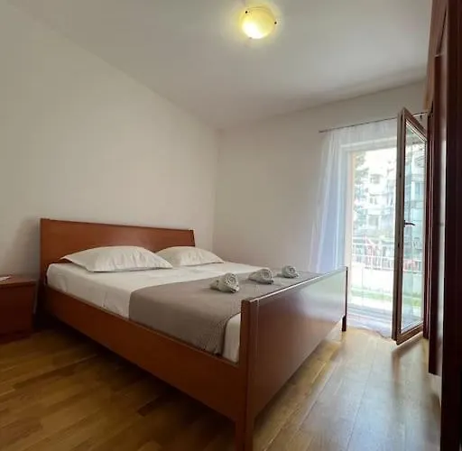 With Private Parking , * Makarska